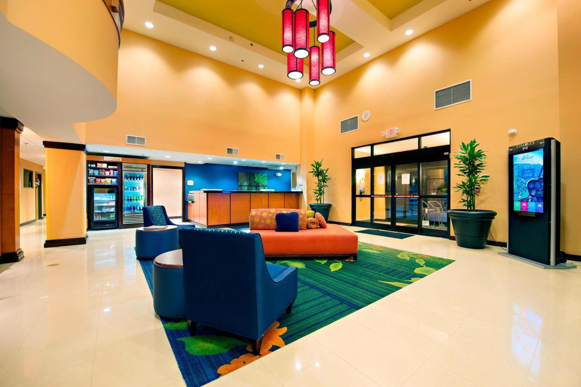 Fairfield Inn & Suites By Marriott Charleston Airport/Convention Center North Charleston Exterior foto